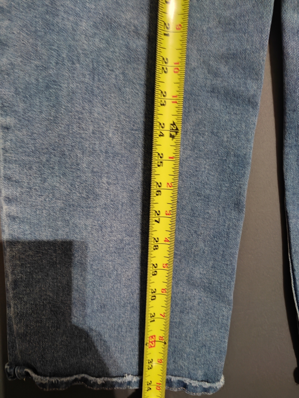 YMI Wide-Leg Jeans in Medium Blue Wash - Picture 3 of 6